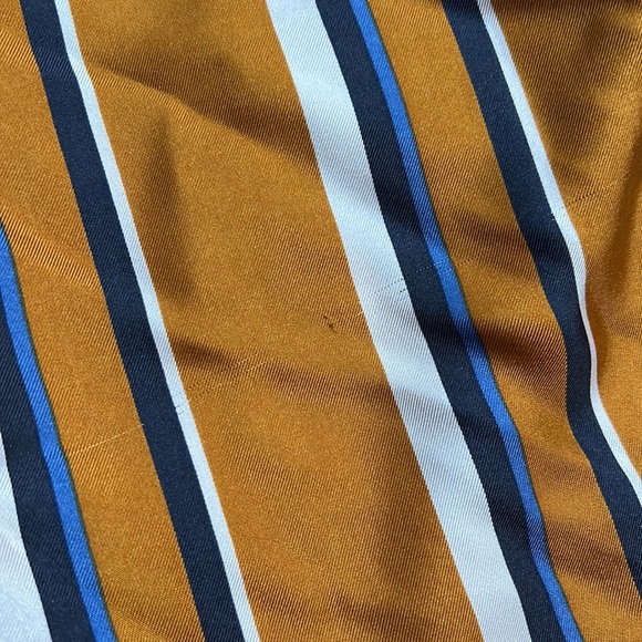 Lafayette 148 New York 100% silk blouse women’s sz S, as is - Picture 11 of 12